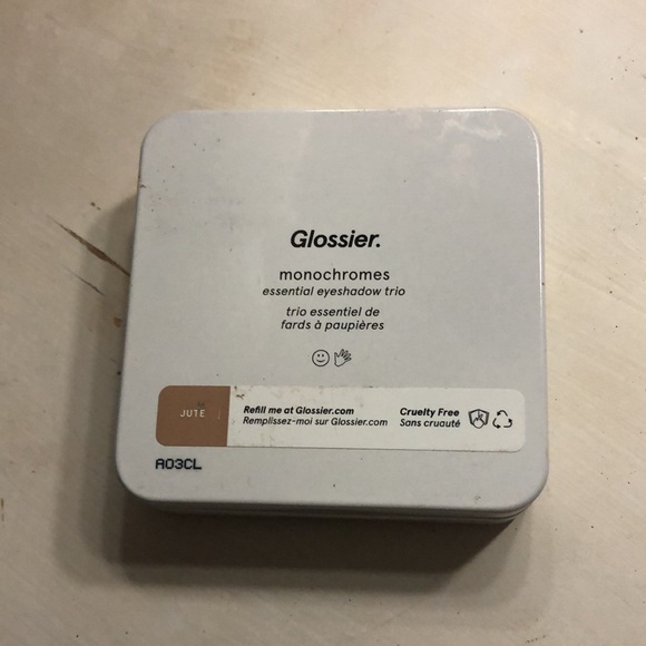 Glossier eyeshadow trio - Picture 3 of 3